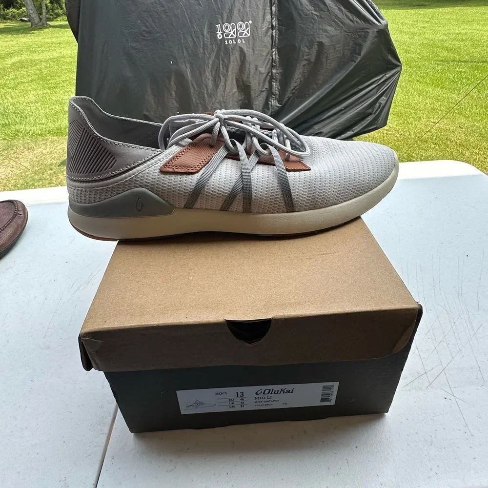 New Olukai Men's Gray and Brown Shoes